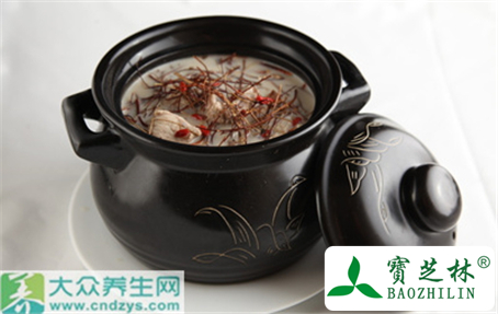 鸡骨草煲汤